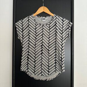 Uniqlo x 10 Swedish Designers Collab Cotton Graphic T-Shirt Size S